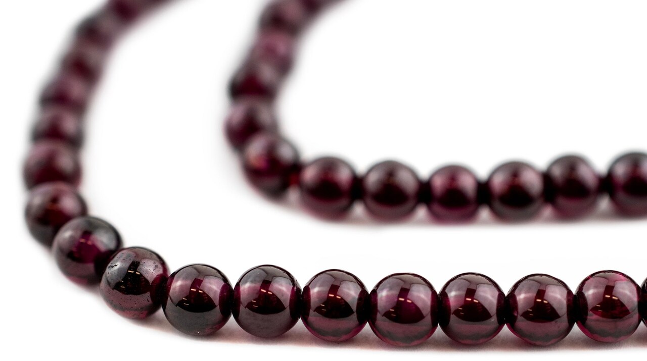 The Bead Chest Round Garnet Beads (6mm): Organic Gemstone Round Spherical Energy Stone Healing Power Crystal for Jewelry Bracelet Mala Necklace Making